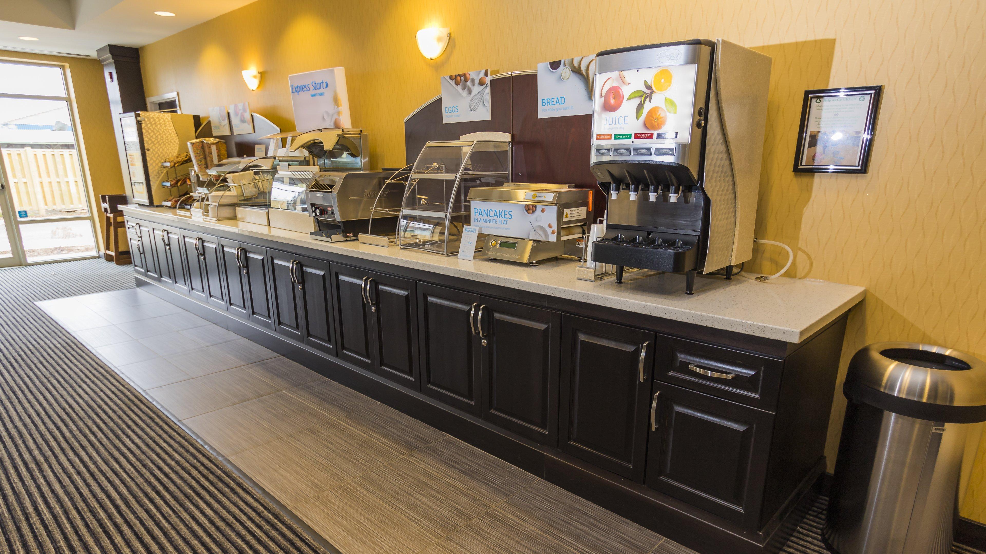 Holiday Inn Express Thunder Bay By Ihg Exterior foto